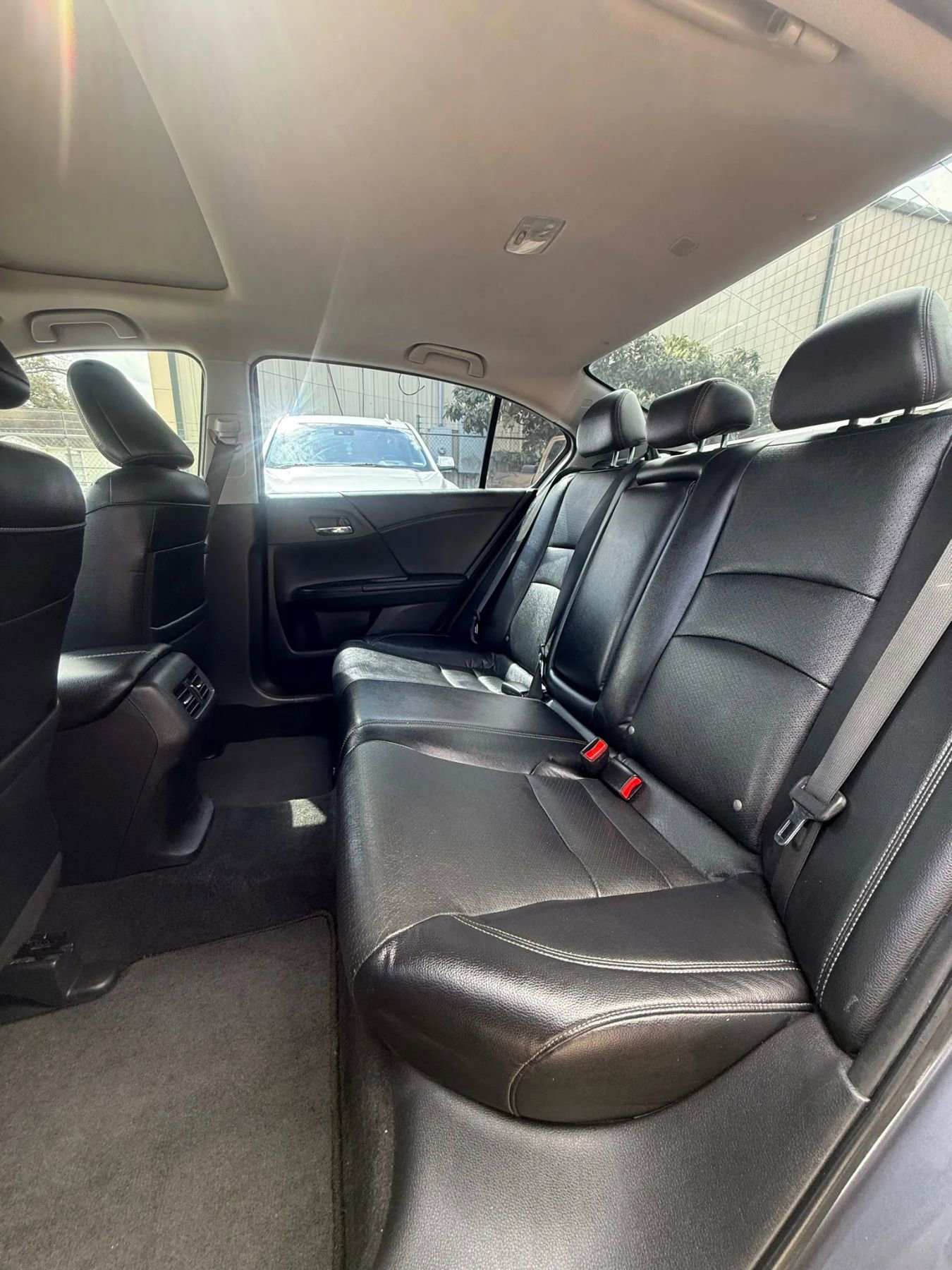 Used 2015 Honda Accord EX-L image 17