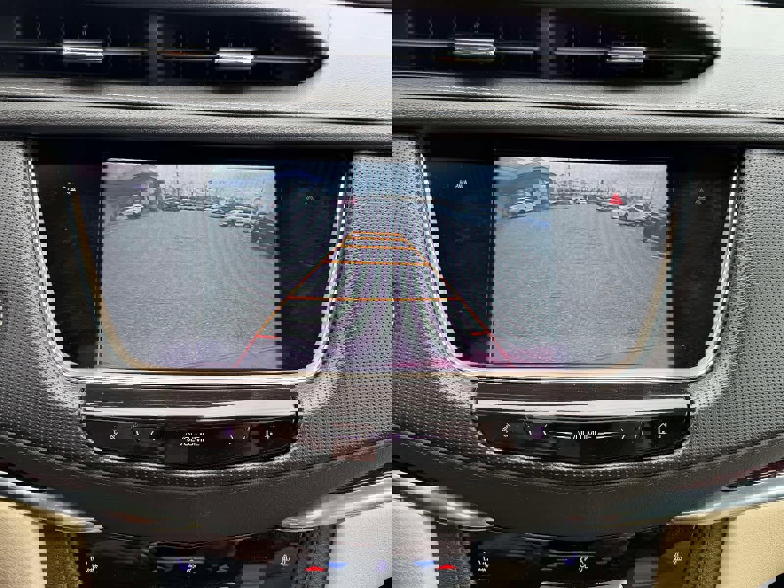 Used 2017 Cadillac XT5 Luxury w/ LPO, Wheel Lock Package image 25