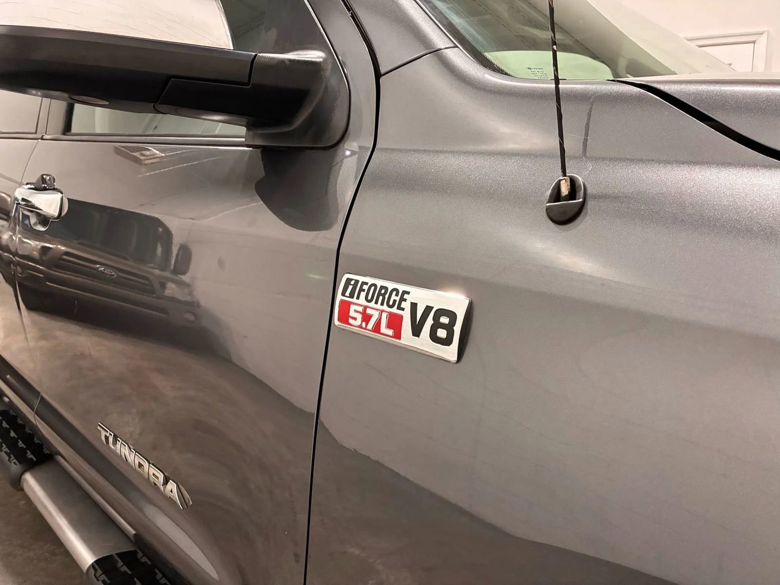 Used 2011 Toyota Tundra Limited w/ Memory Pkg AWD/4WD image 21