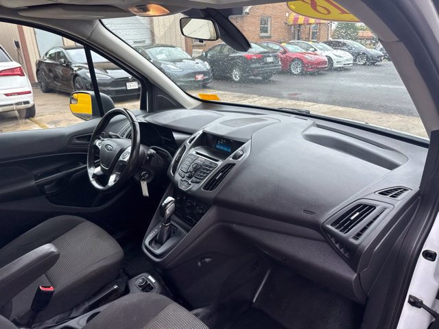 Used 2018 Ford Transit Connect XL FWD image 17
