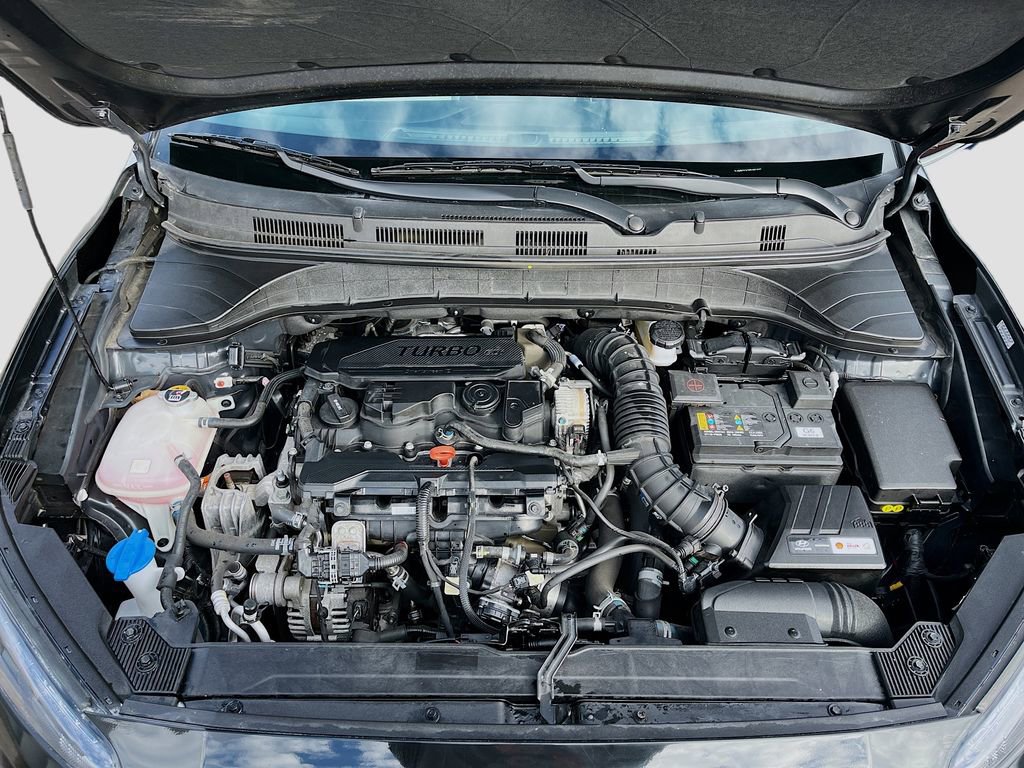 Used 2023 Hyundai Kona Limited image 31