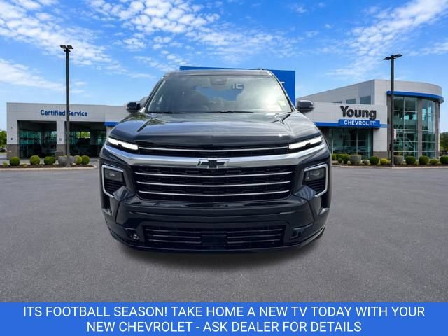 New 2026 Chevrolet Traverse High Country w/ LPO, Floor Liner Package AWD/4WD video 2