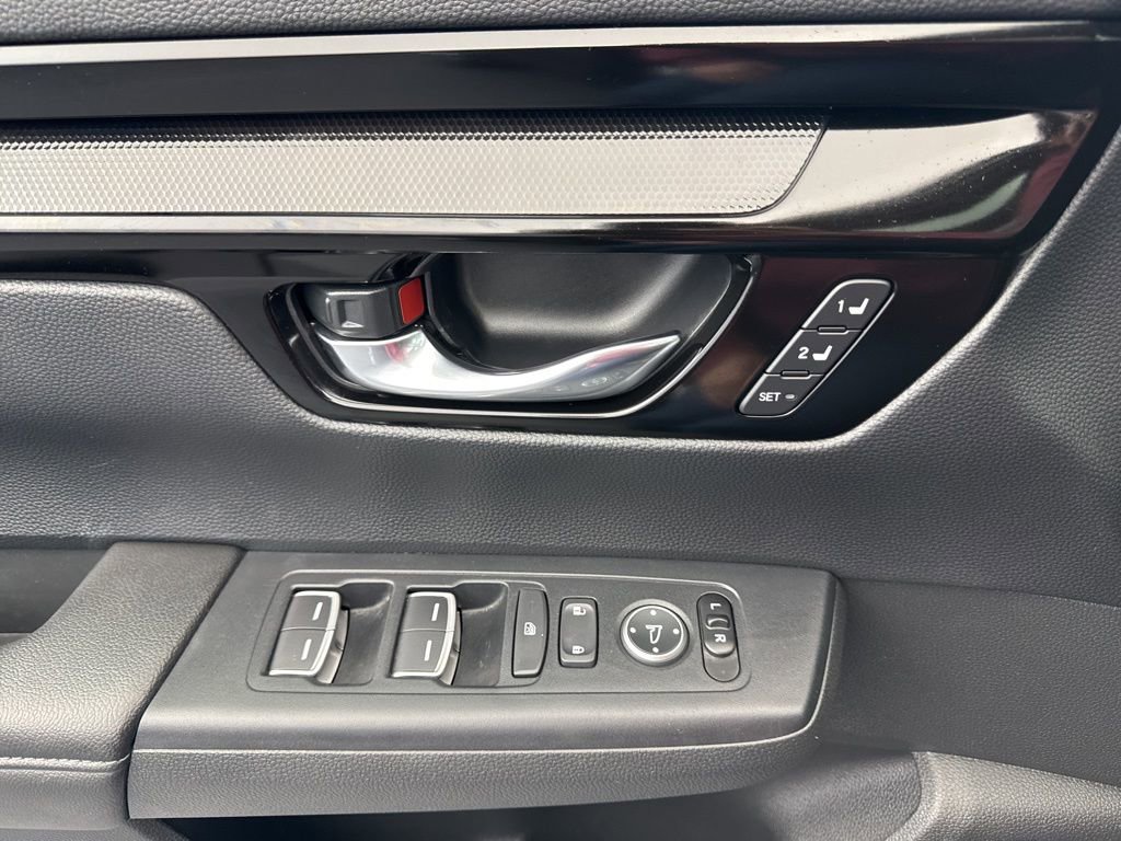 Used 2025 Honda CR-V EX-L image 27