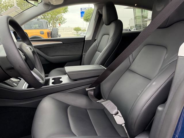 Used 2024 Tesla Model Y 2WD image 18