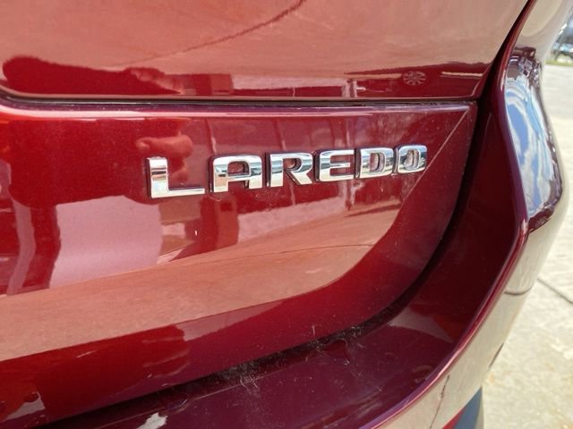 Used 2022 Jeep Grand Cherokee L Laredo w/ Luxury Tech Group I AWD/4WD image 6