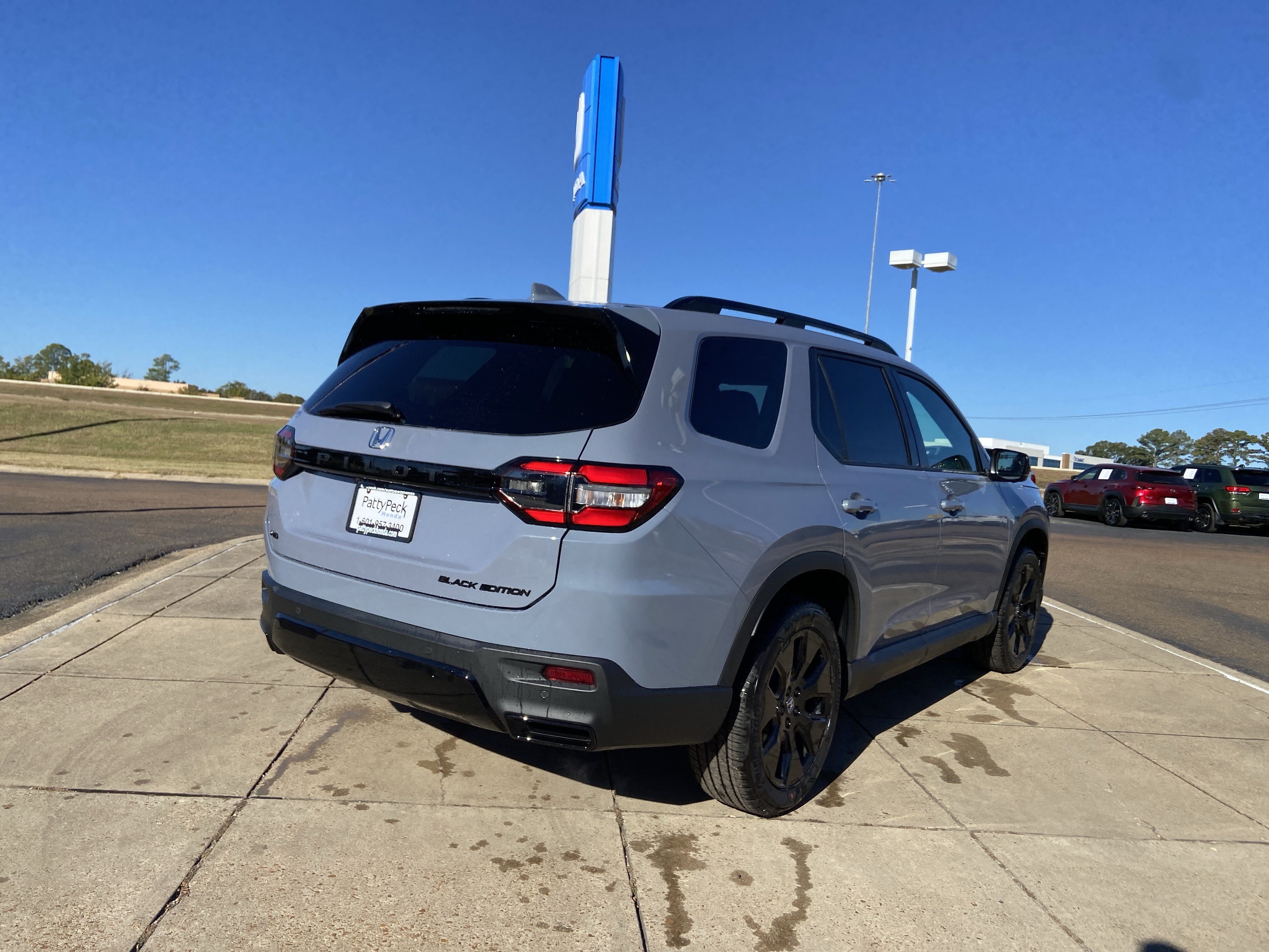New 2026 Honda Pilot Black Edition image 11