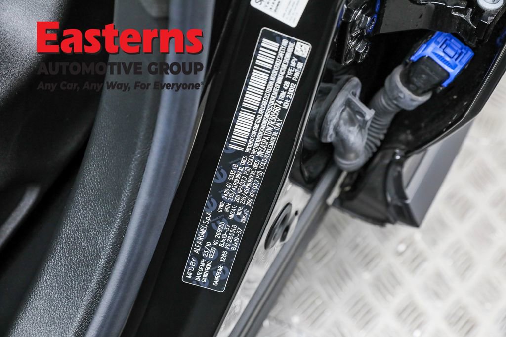 Used 2024 Alfa Romeo Tonale Veloce w/ Active Assist Package image 32