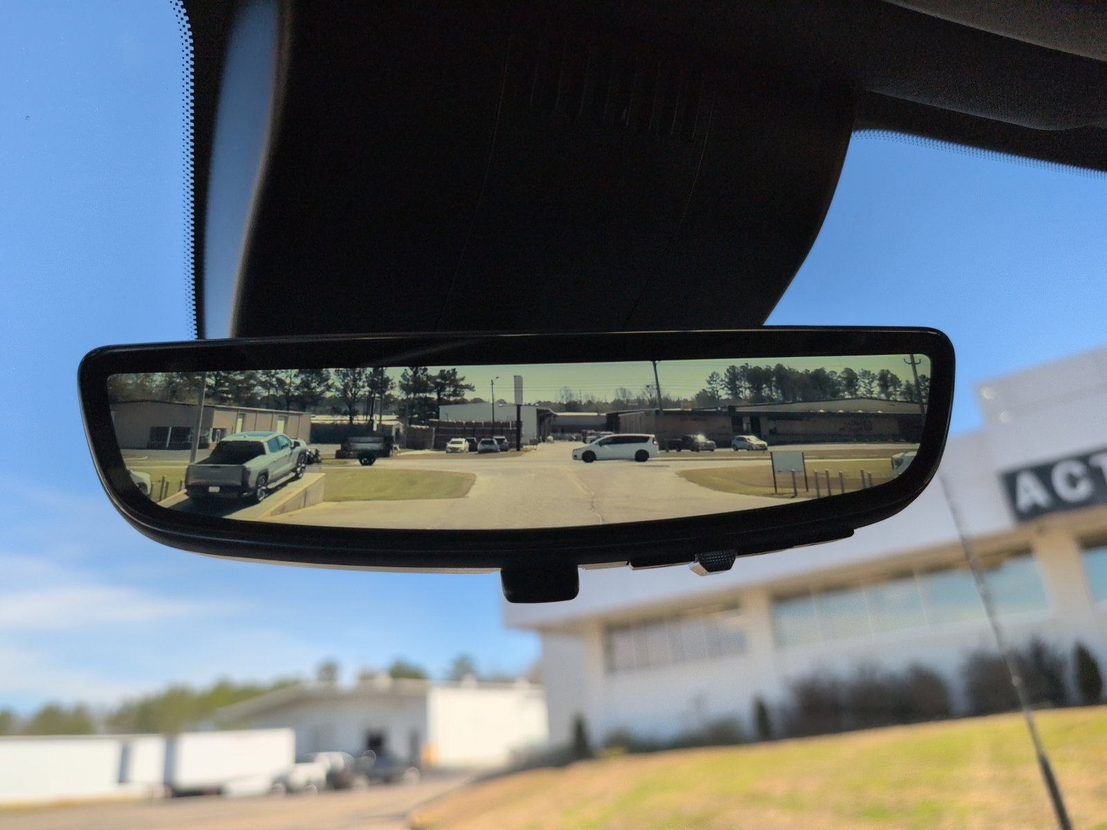 Used 2024 GMC Sierra 2500 AT4 w/ Technology Package image 35