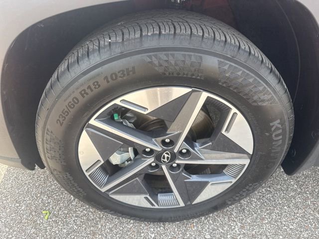 Used 2025 Hyundai Tucson SEL FWD image 12