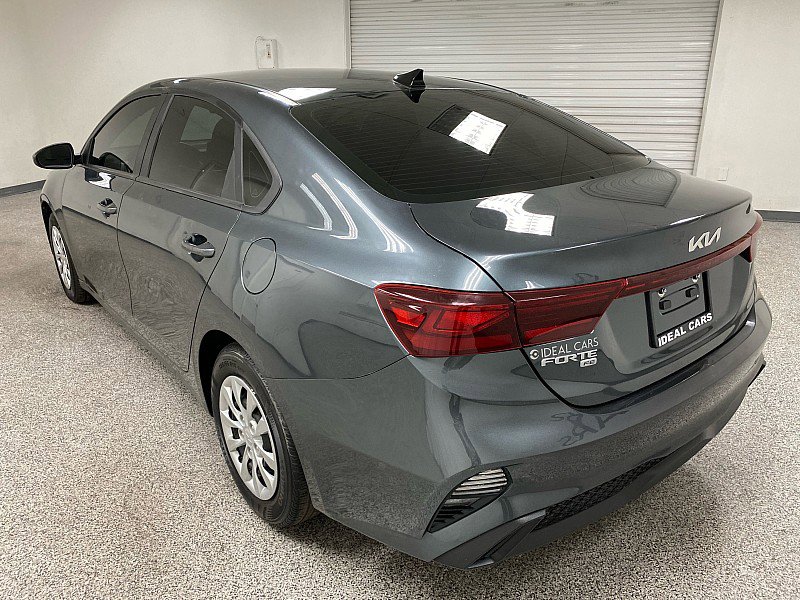 Used 2023 Kia Forte LX image 7