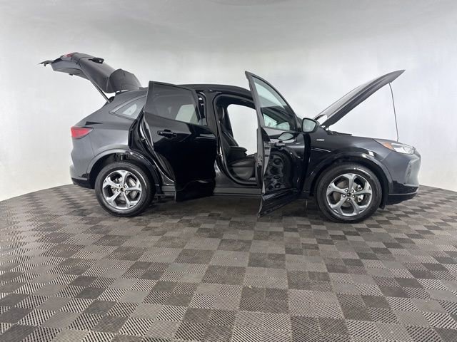 Used 2023 Ford Escape ST-Line w/ Tech Pack #1 image 14