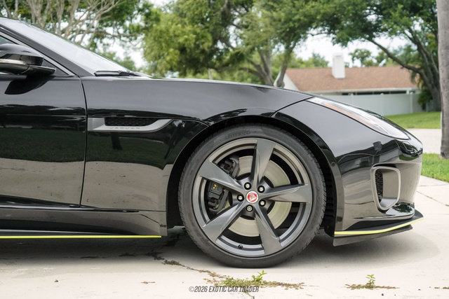 Used 2018 Jaguar F-TYPE 400 Sport RWD image 11