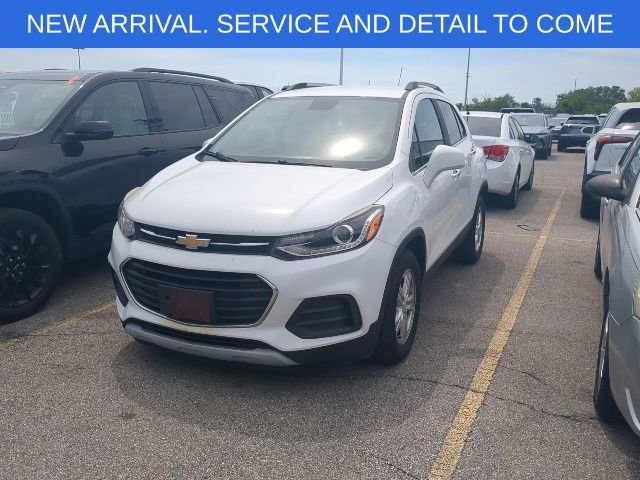 Used 2018 Chevrolet Trax LT w/ LT Convenience Package FWD image 1
