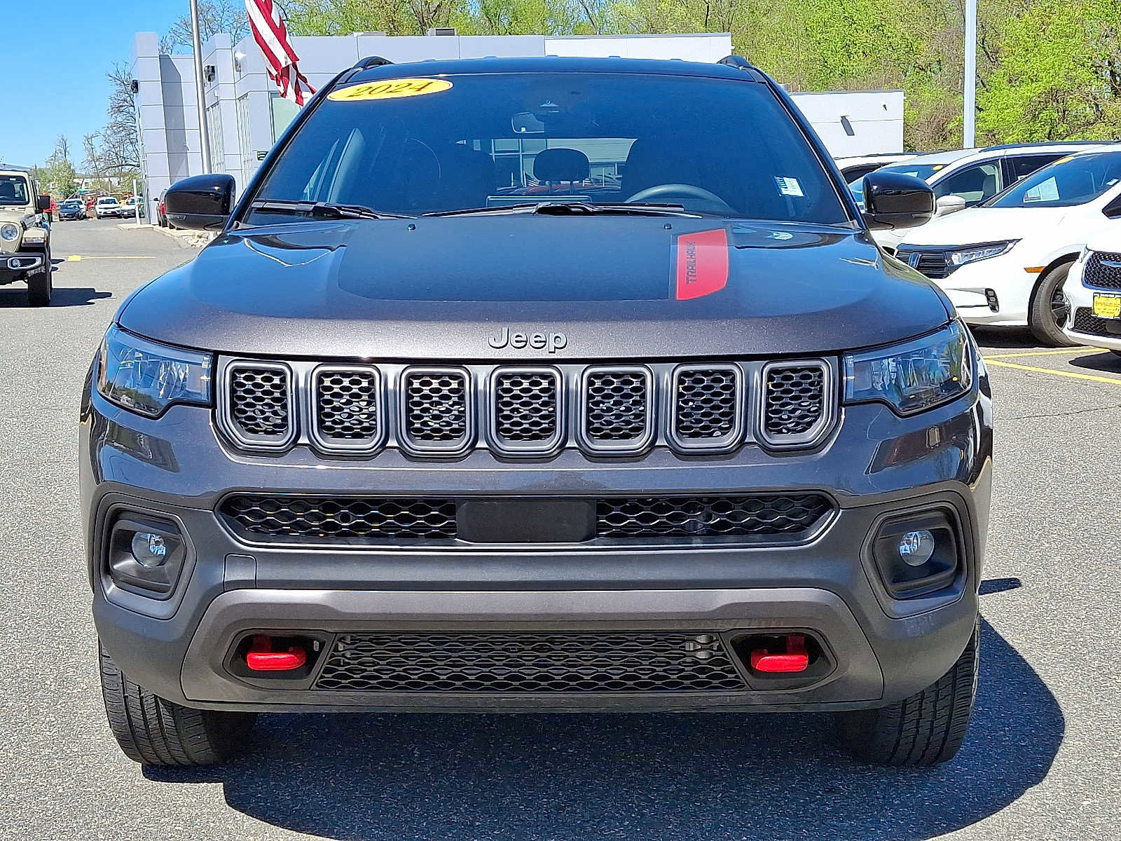 Used 2024 Jeep Compass Trailhawk image 3