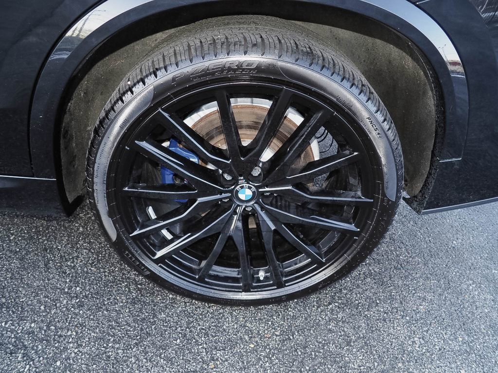 Used 2023 BMW X5 M50i w/ Dynamic Handling Package image 39