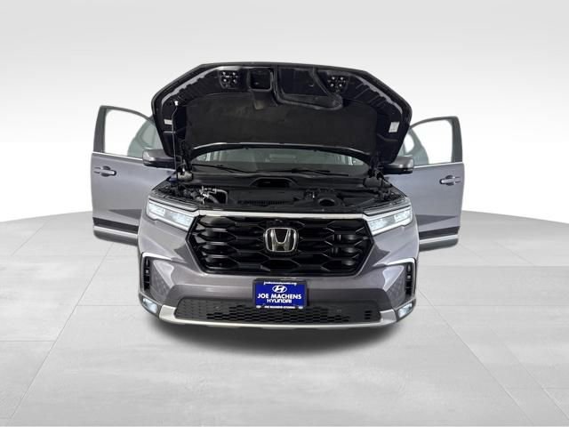 Used 2024 Honda Pilot Elite image 11
