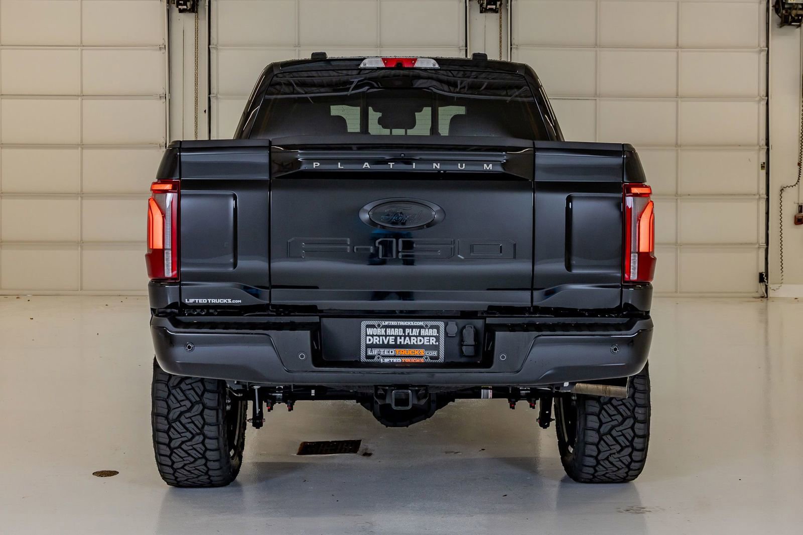 Used 2025 Ford F150 Platinum w/ FX4 Off-Road Package AWD/4WD image 8