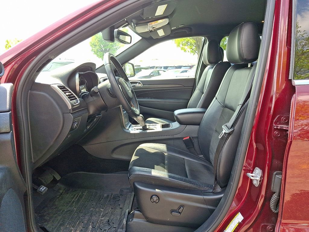 Used 2018 Jeep Grand Cherokee Laredo image 11