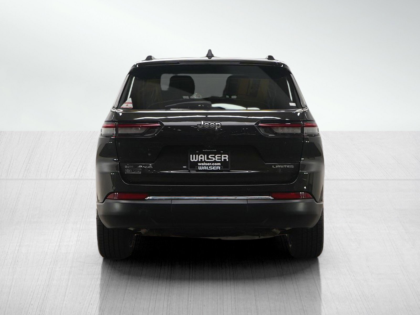 Used 2022 Jeep Grand Cherokee L Limited w/ Trailer Tow Group (B) image 4