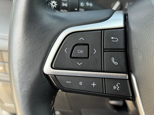 Used 2022 Toyota Highlander XLE image 14