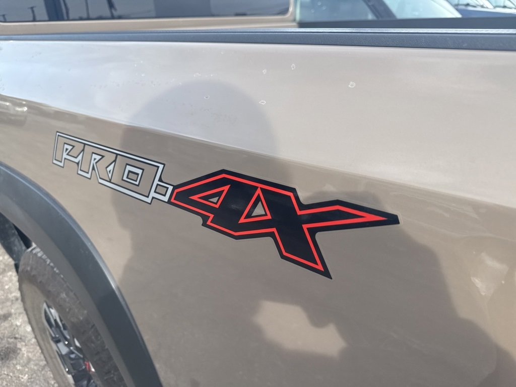 Used 2024 Nissan Frontier PRO-4X w/ Off-Road Protection Package image 8