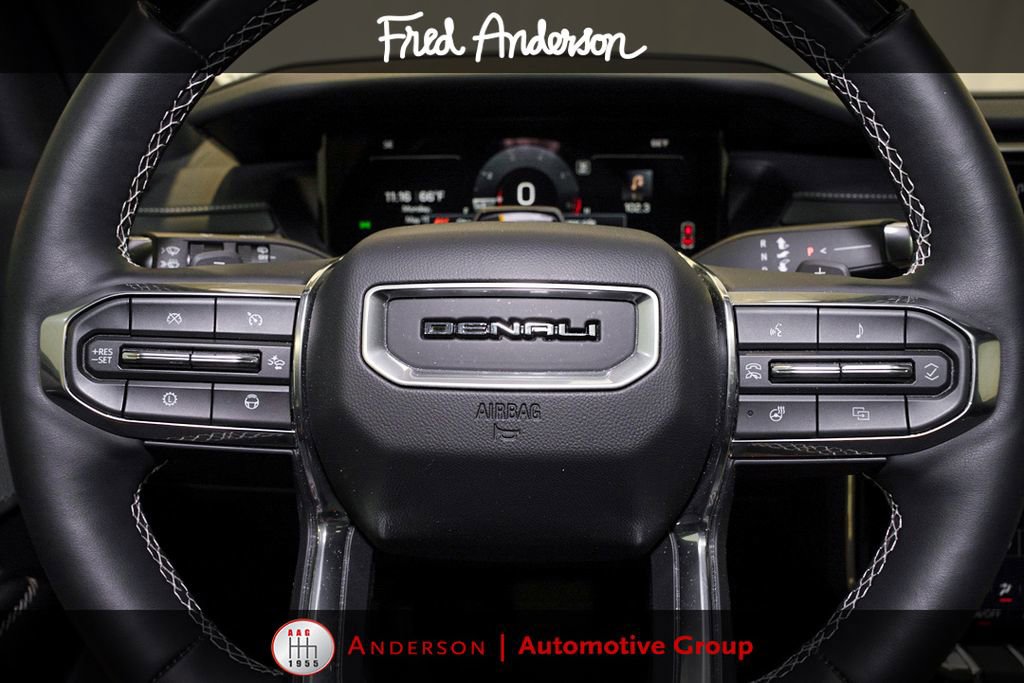 Used 2025 GMC Acadia Denali w/ Super Cruise Package FWD image 21