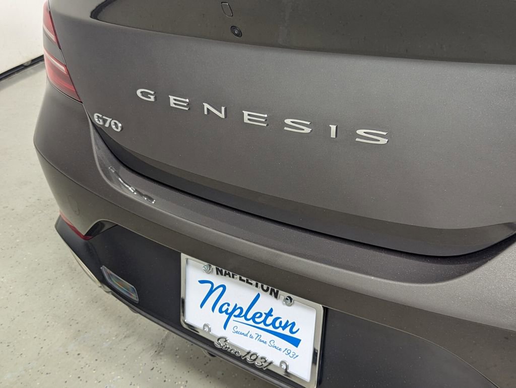 Used 2026 Genesis G70 2.5T RWD image 9