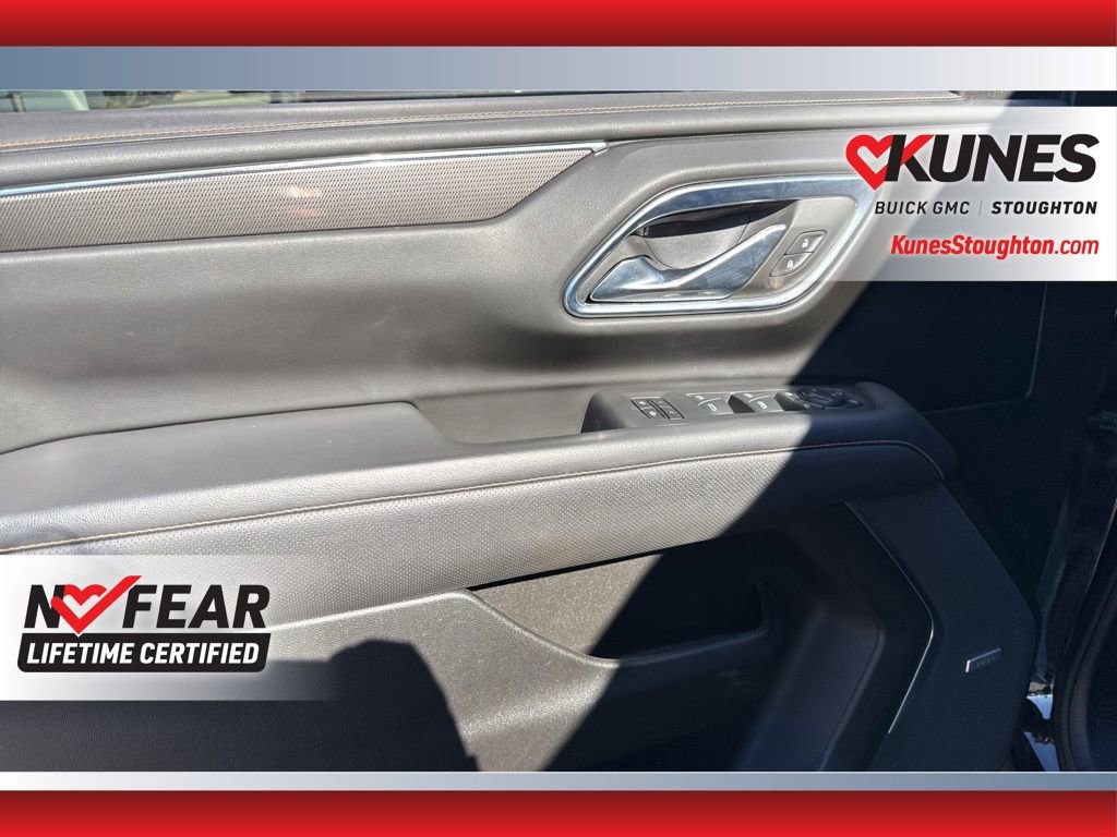 Used 2023 GMC Yukon AT4 image 5