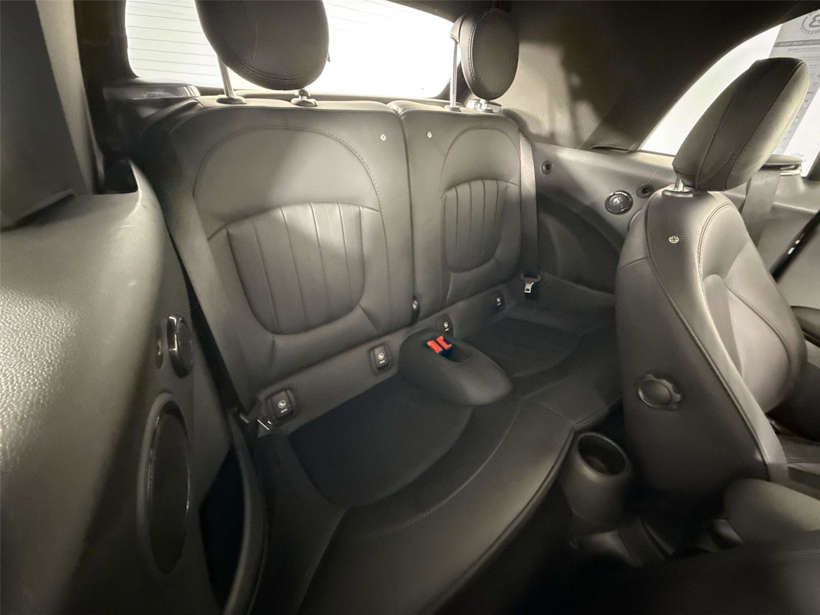 Used 2023 MINI Cooper S image 34