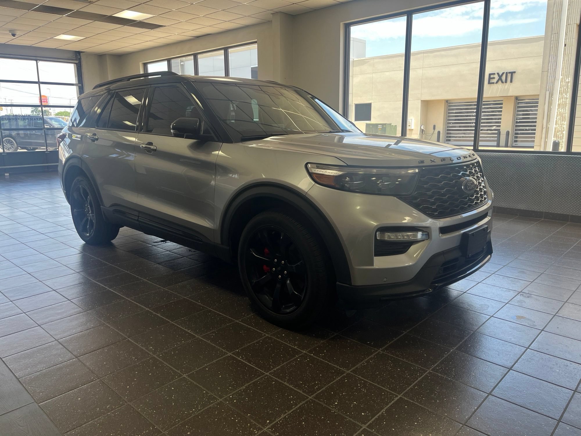 Used 2023 Ford Explorer ST w/ Equipment Group 401A AWD/4WD image 5