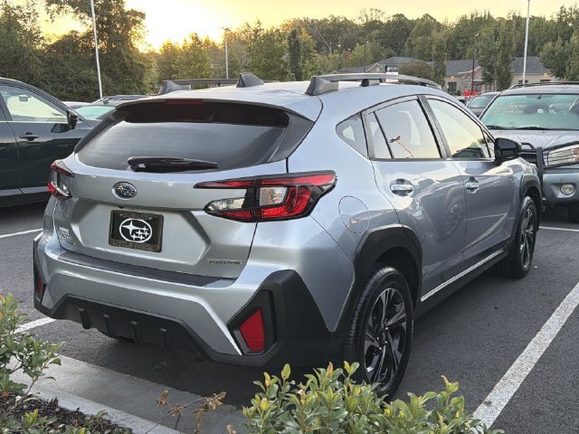 Used 2025 Subaru Crosstrek 2.5i Premium AWD/4WD image 4