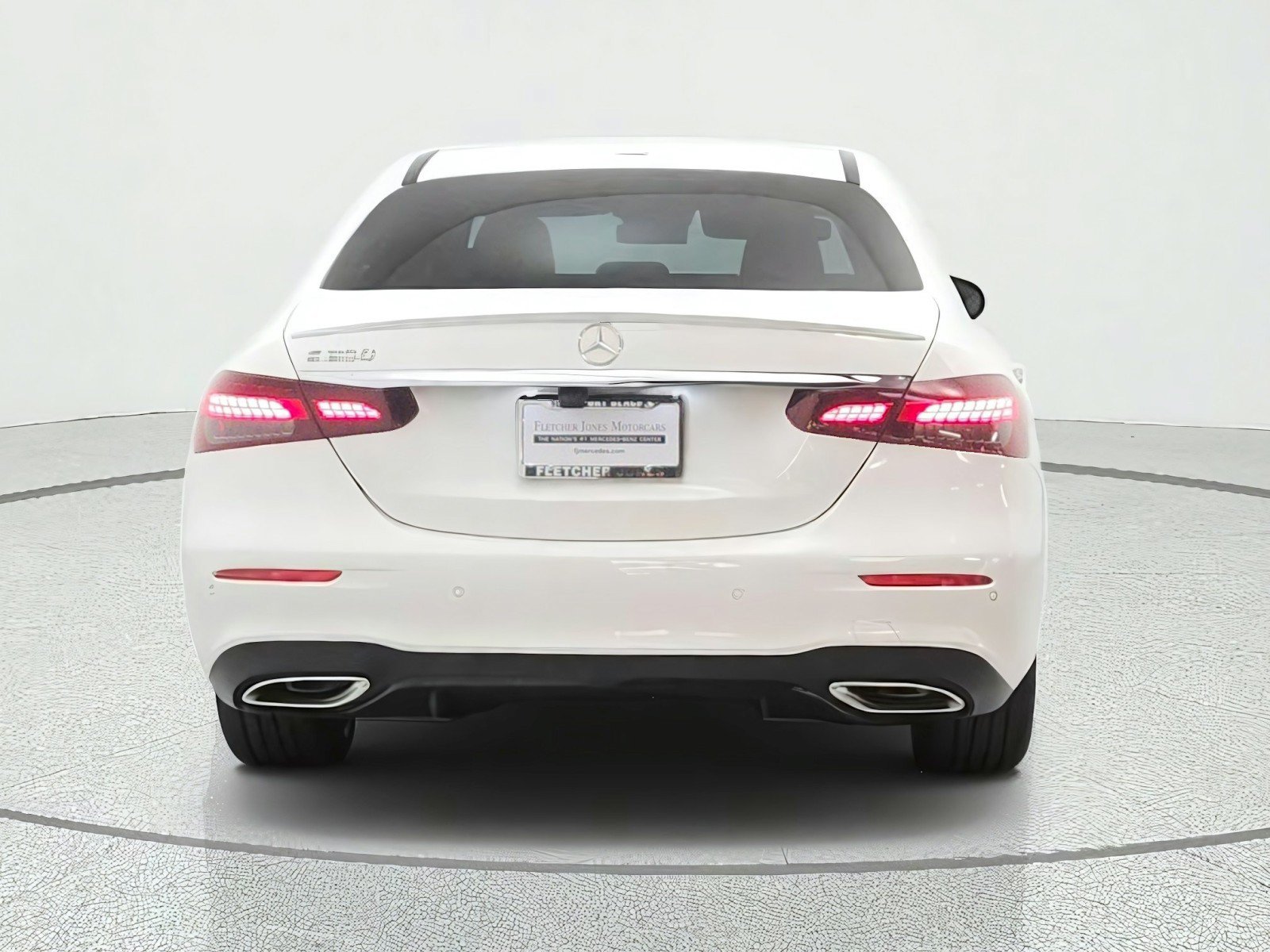 Used 2021 Mercedes-Benz E 350 Sedan image 6
