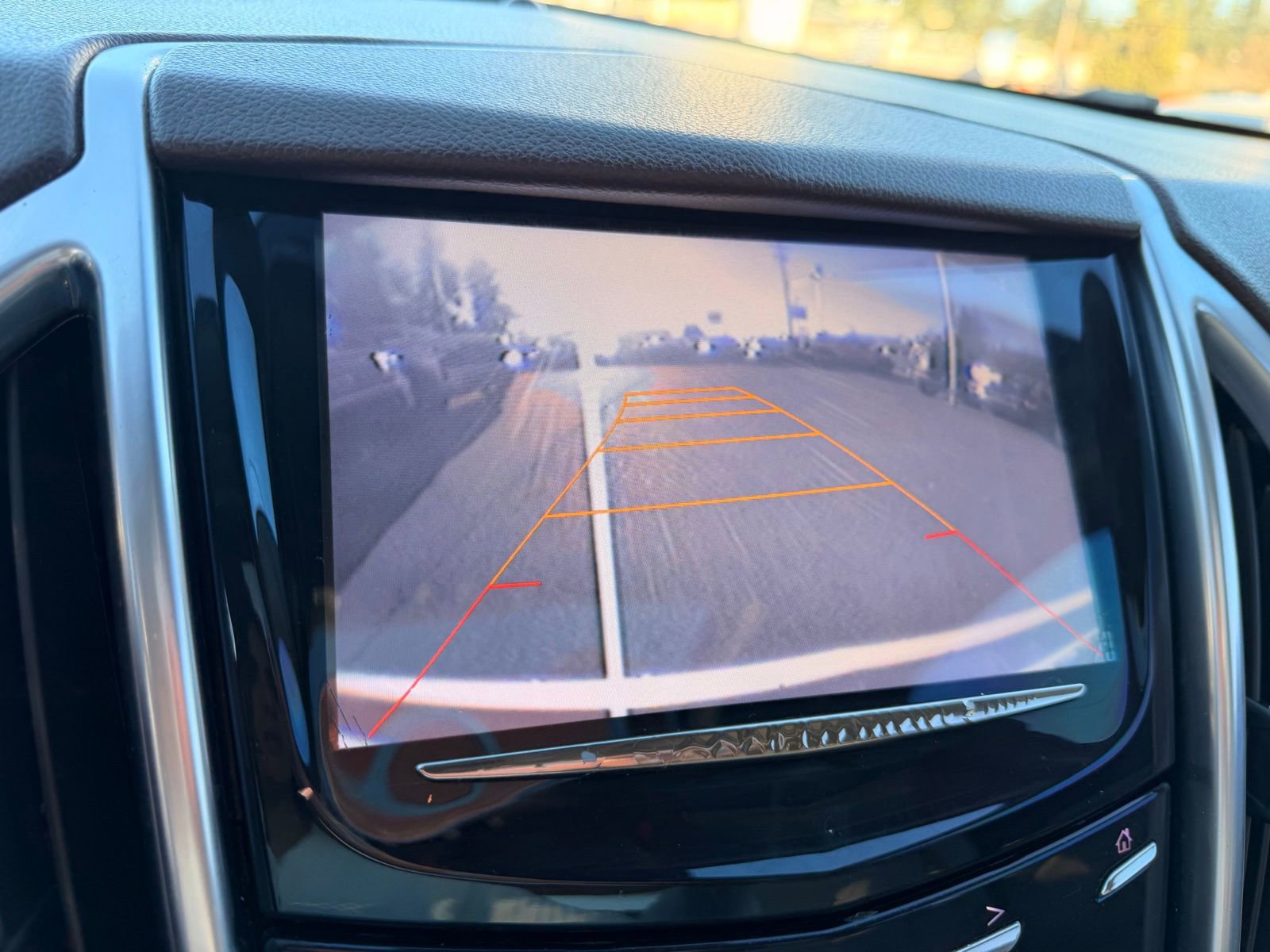 Used 2014 Cadillac SRX Performance w/ Driver Awareness Package image 15