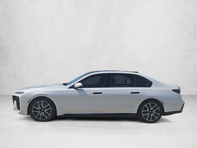 Used 2026 BMW i7 xDrive60 AWD/4WD image 4