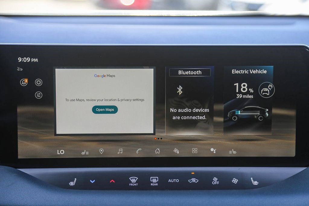 New 2026 Nissan Leaf SV+ w/ Illuminated Package image 16