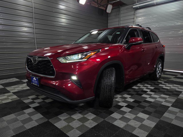 Used 2020 Toyota Highlander Limited image 42
