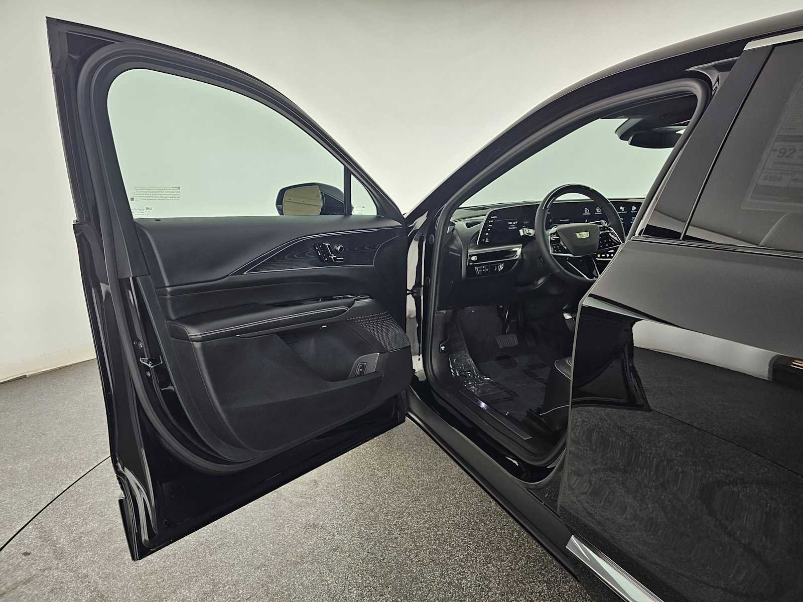 New 2026 Cadillac Lyriq Luxury image 19