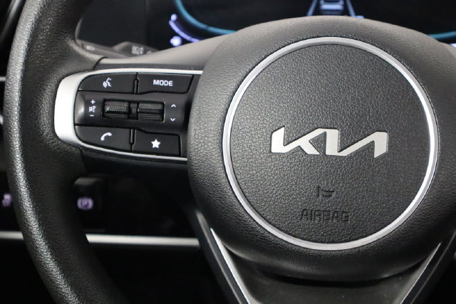 Used 2023 Kia Sportage LX FWD image 8
