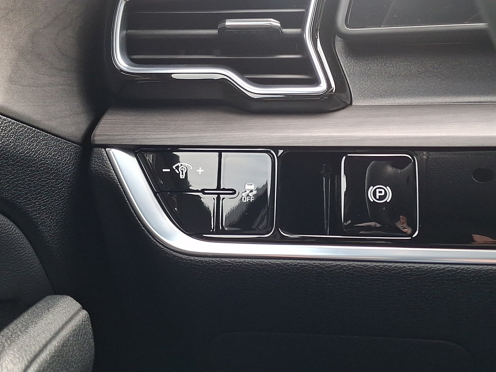 Used 2023 Kia Sportage X-Line AWD/4WD image 27