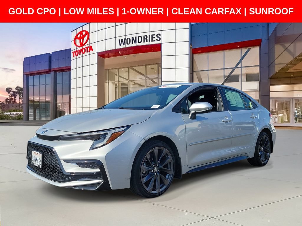 Used 2024 Toyota Corolla SE w/ SE Package FWD image 2