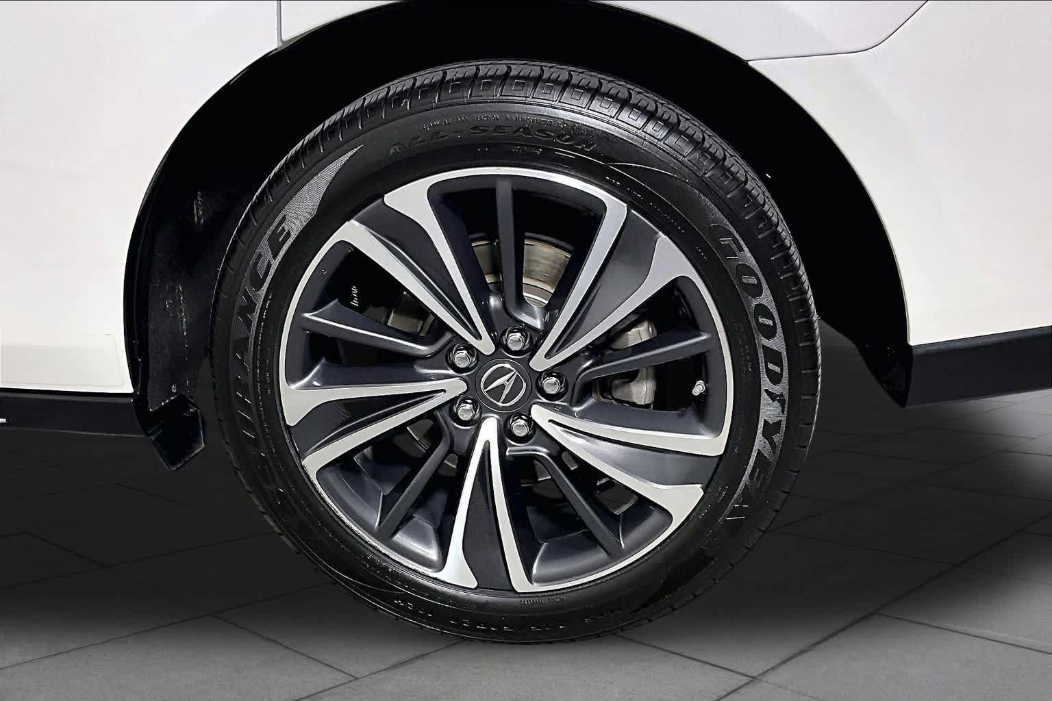 Used 2020 Acura MDX w/ Technology Package FWD image 10