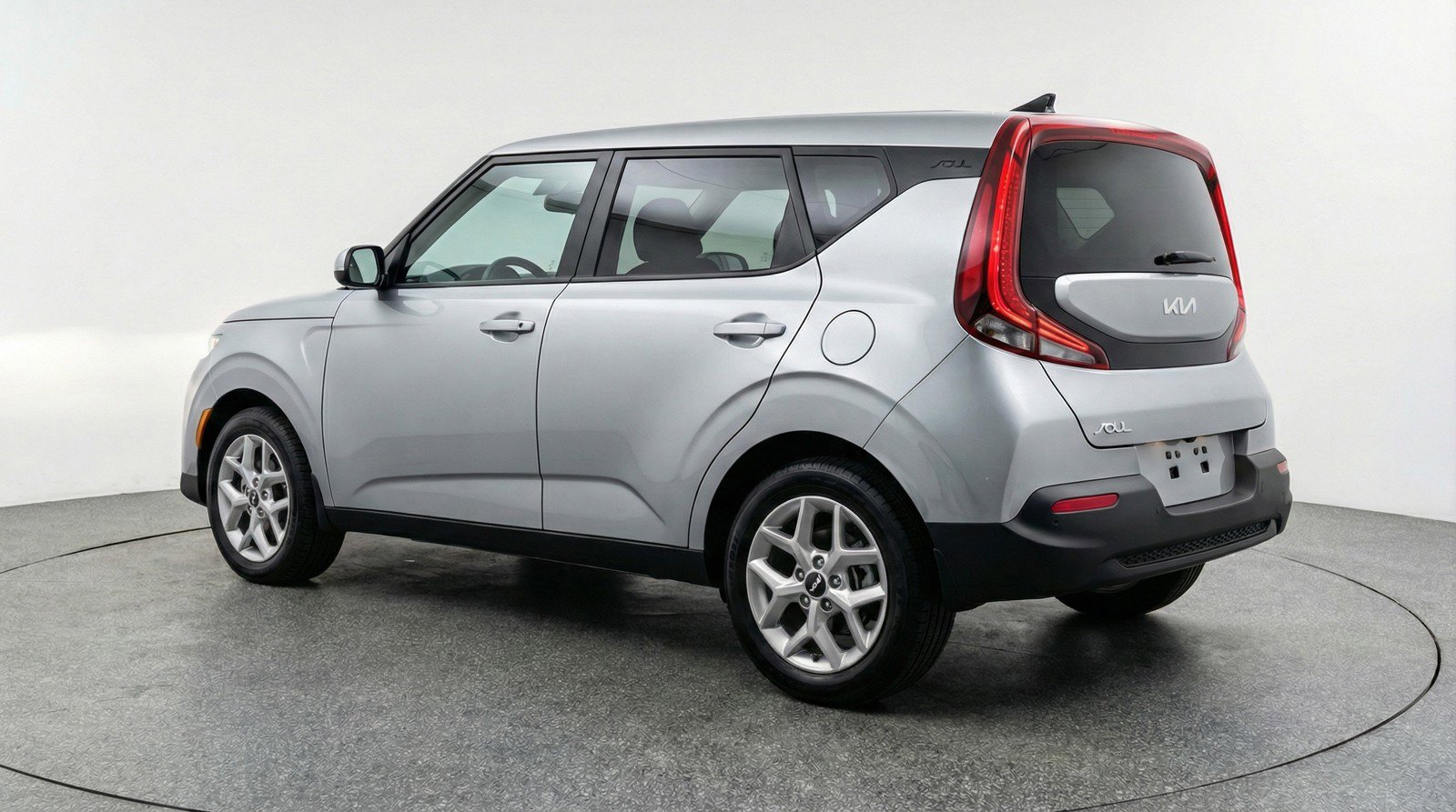 Used 2025 Kia Soul LX w/ LX Technology Package image 5