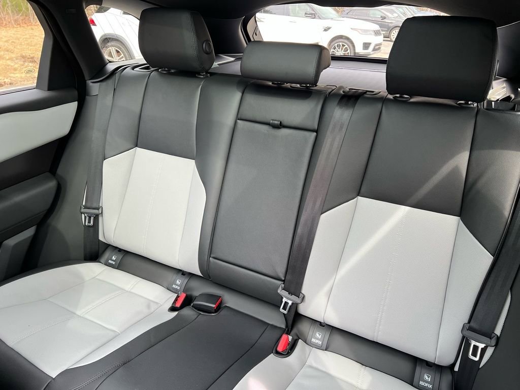 New 2026 Land Rover Range Rover Velar Dynamic SE image 21