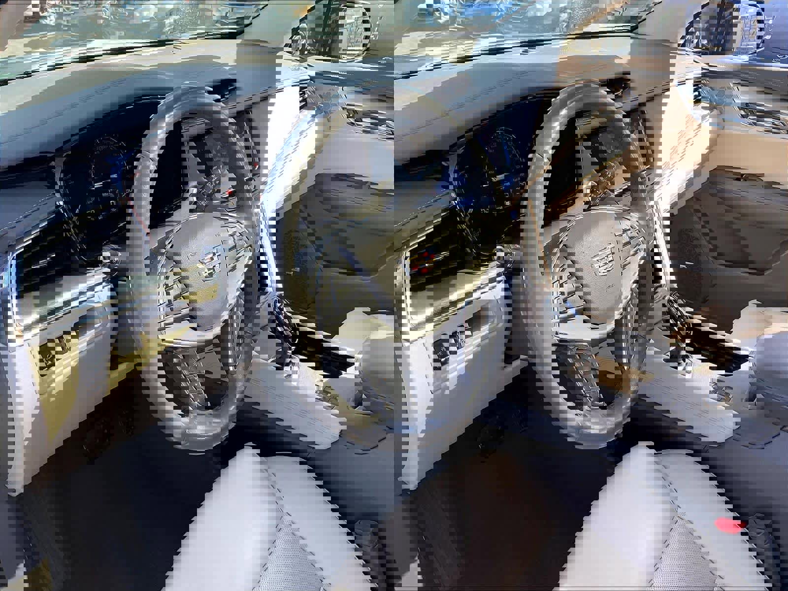 Used 2019 Cadillac XT5 Premium Luxury image 15