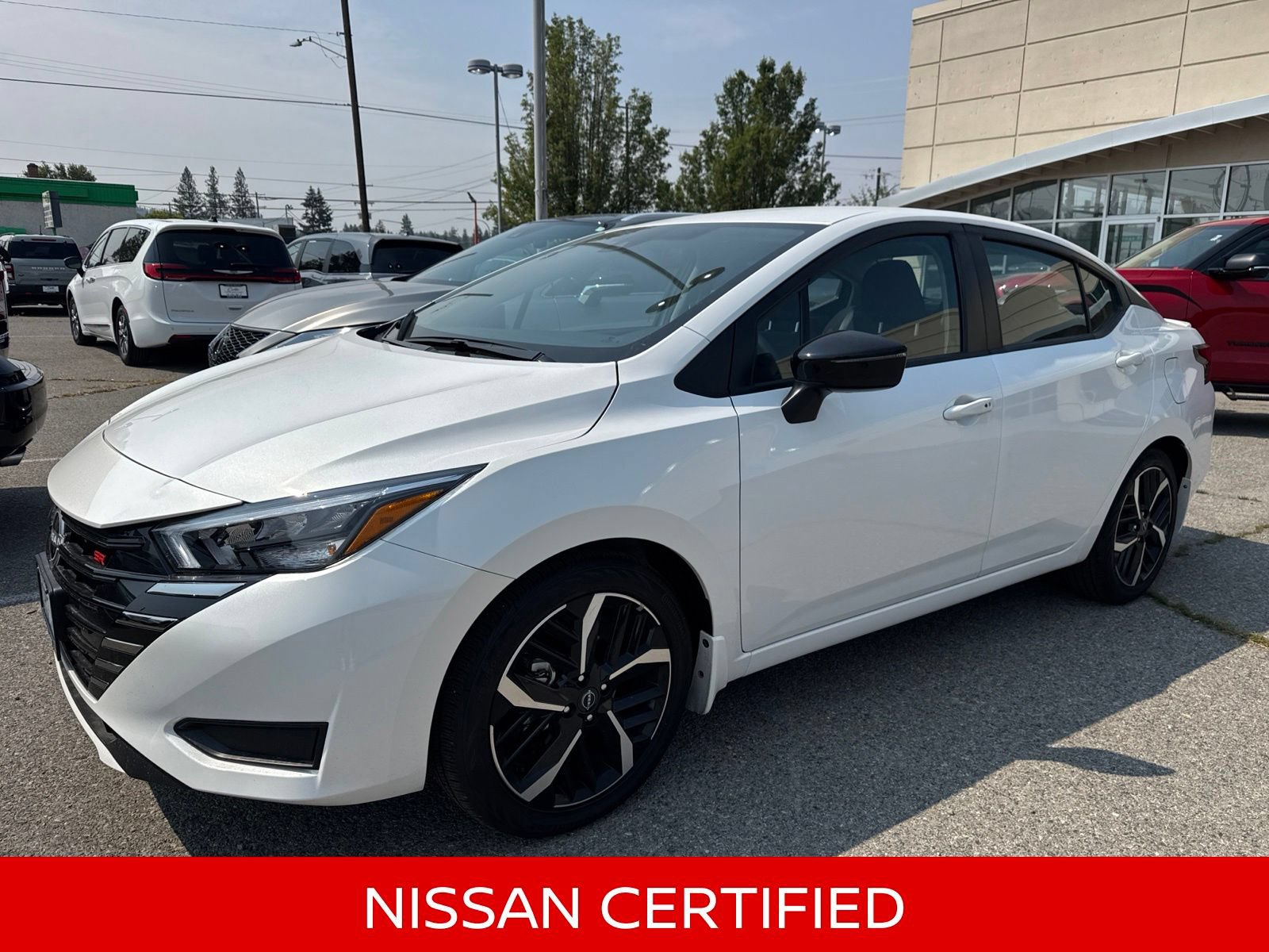 Certified 2025 Nissan Versa SR w/ Trunk Package FWD image 1