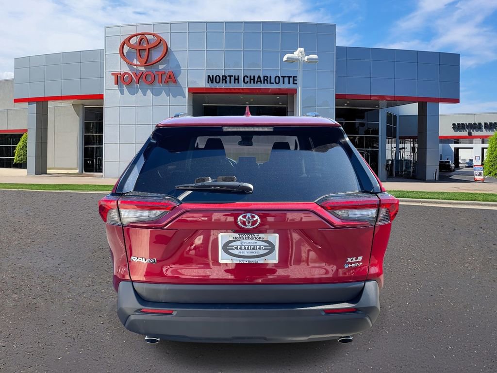 Used 2025 Toyota RAV4 XLE image 8