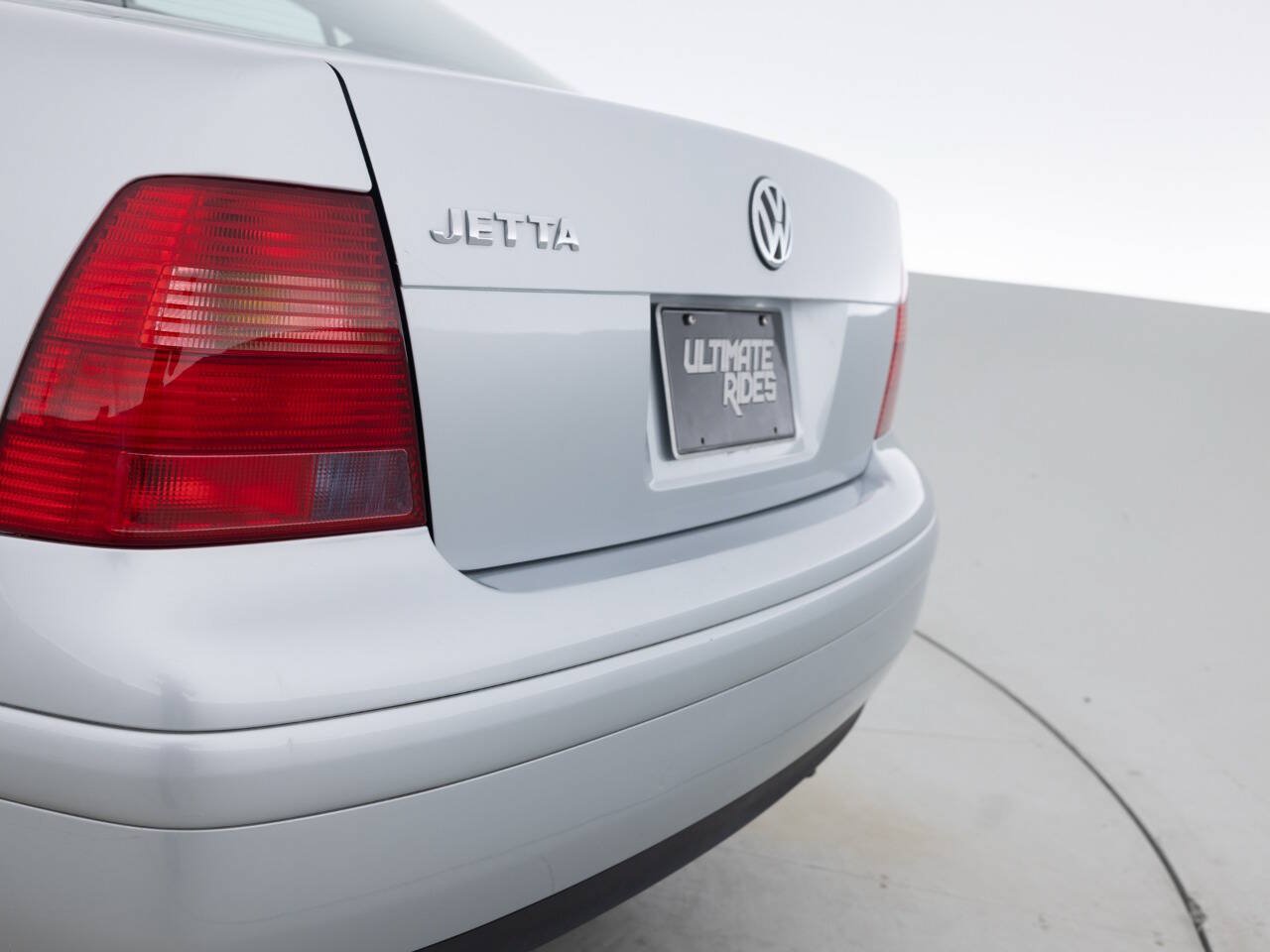 Used 2002 Volkswagen Jetta GLS FWD image 16