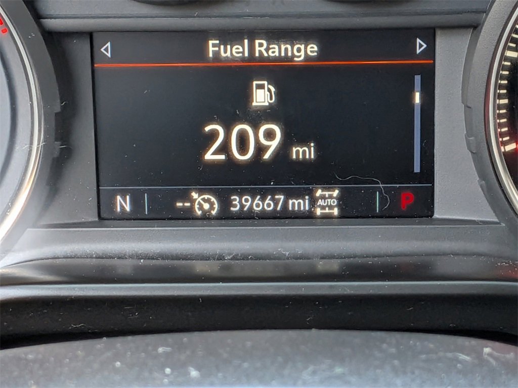 Used 2021 Chevrolet Silverado 1500 LT Trail Boss w/ Bed Protection Package image 31