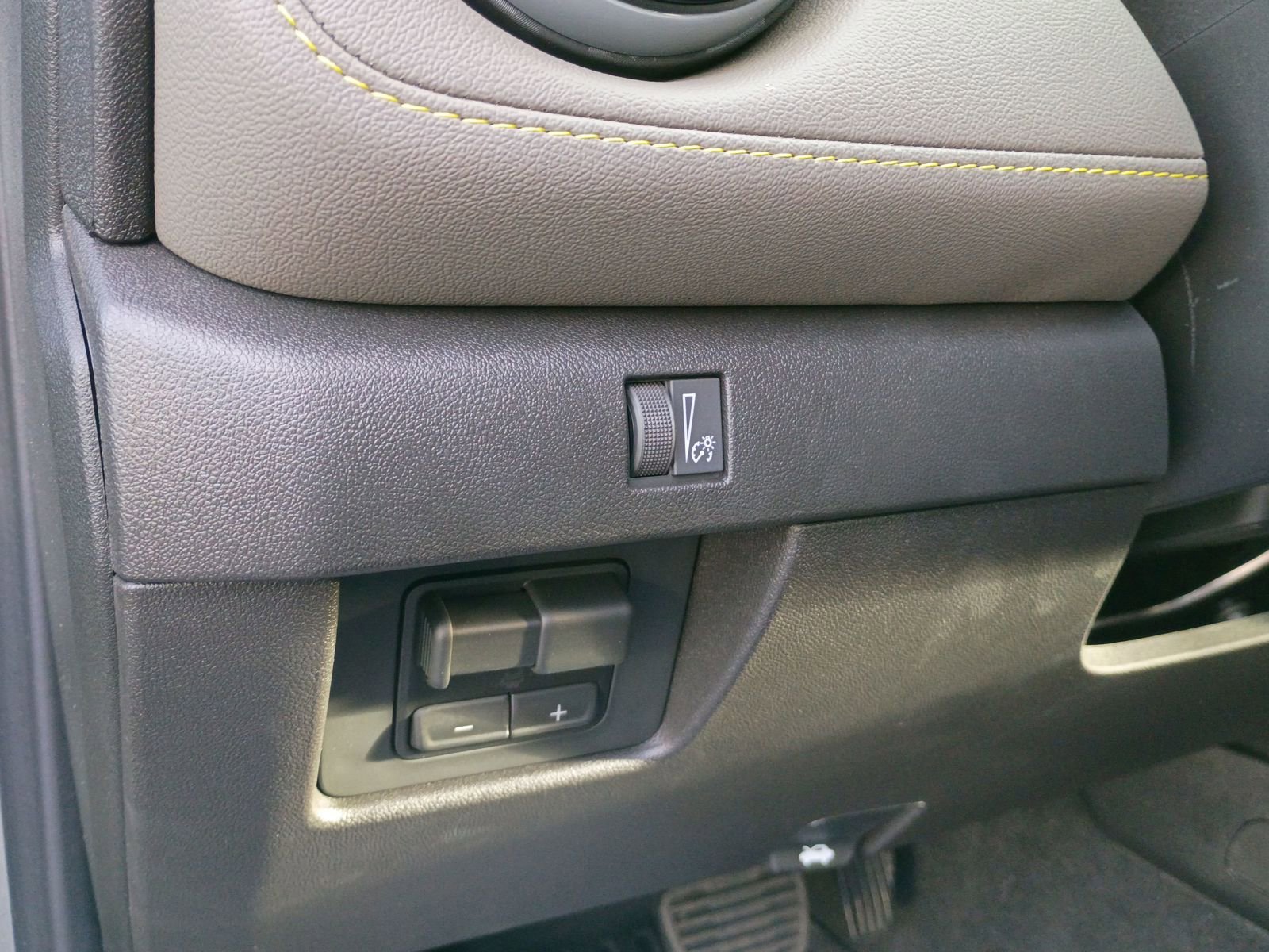 New 2026 Chevrolet Colorado ZR2 w/ Technology Package image 27