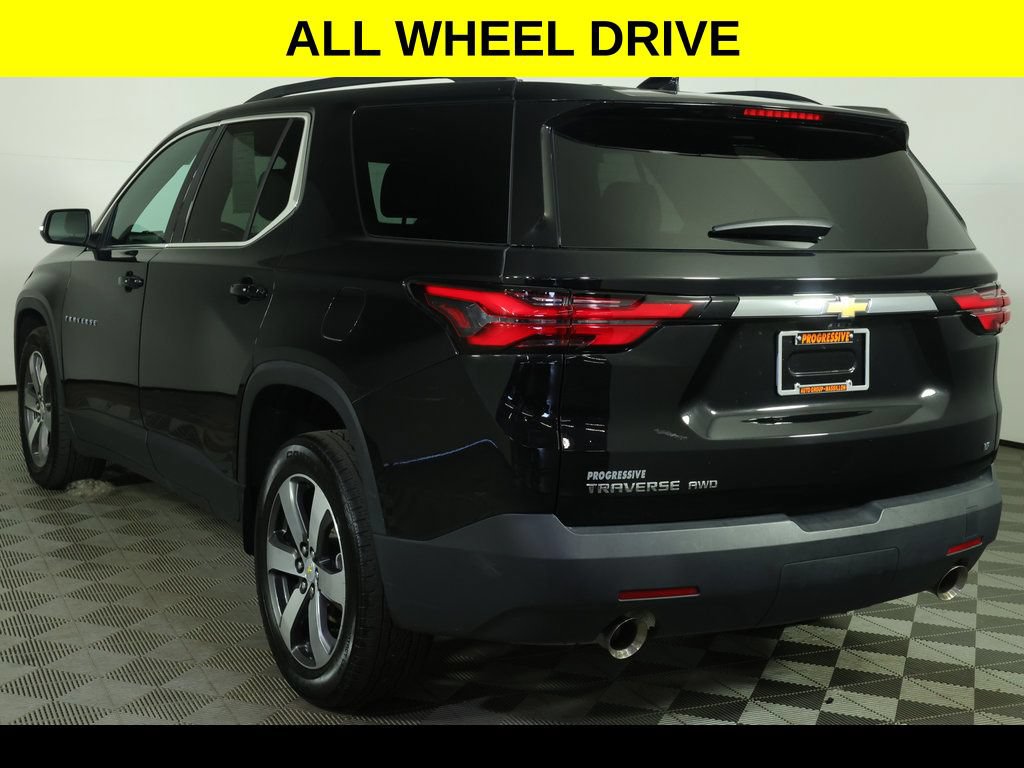 Certified 2023 Chevrolet Traverse LT w/ LT Premium Package AWD/4WD image 5
